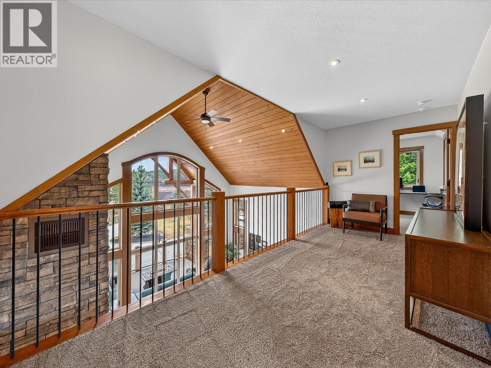  7540 Springs Terrace, Radium Hot Springs