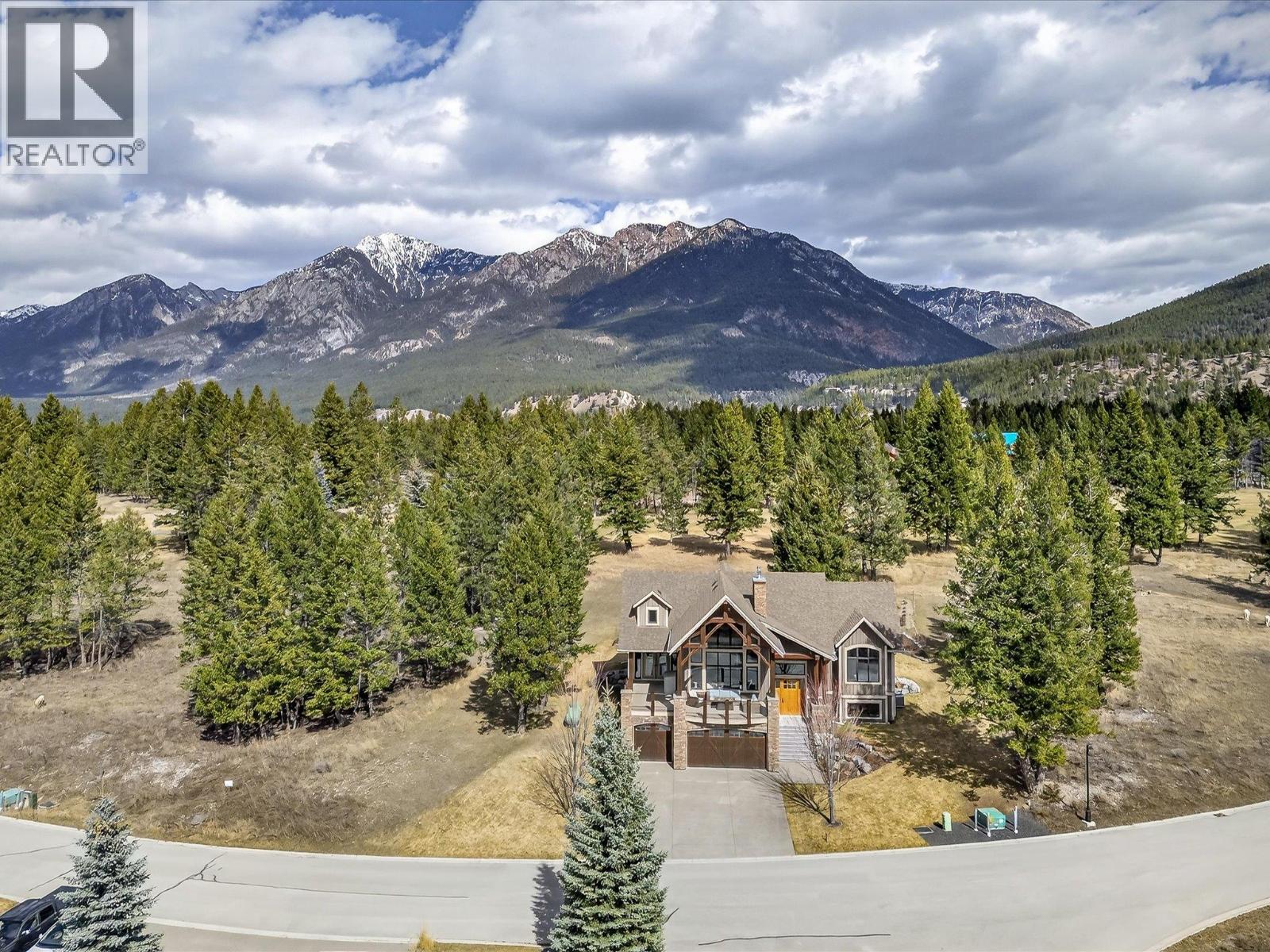  7540 Springs Terrace, Radium Hot Springs