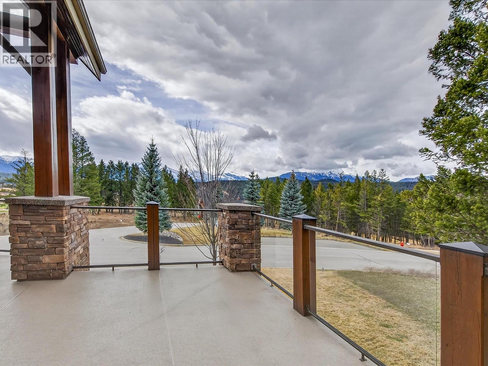  7540 Springs Terrace, Radium Hot Springs