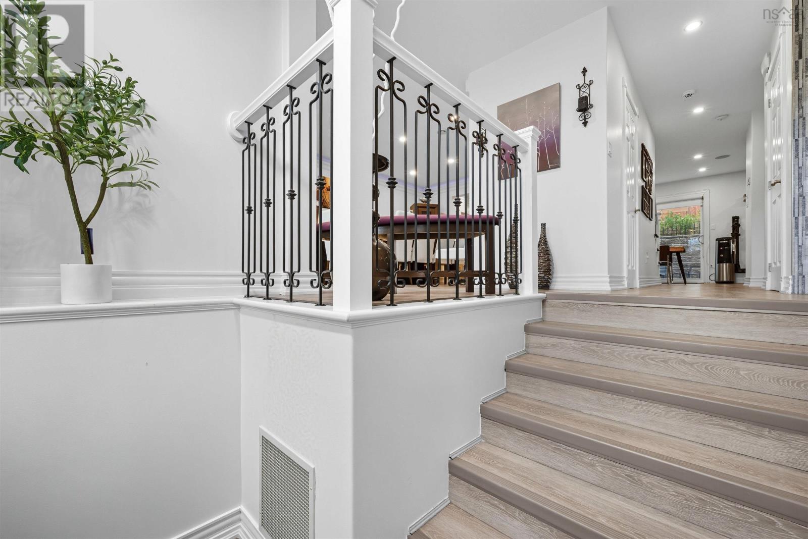 55 DONALDSON AVENUE - 3