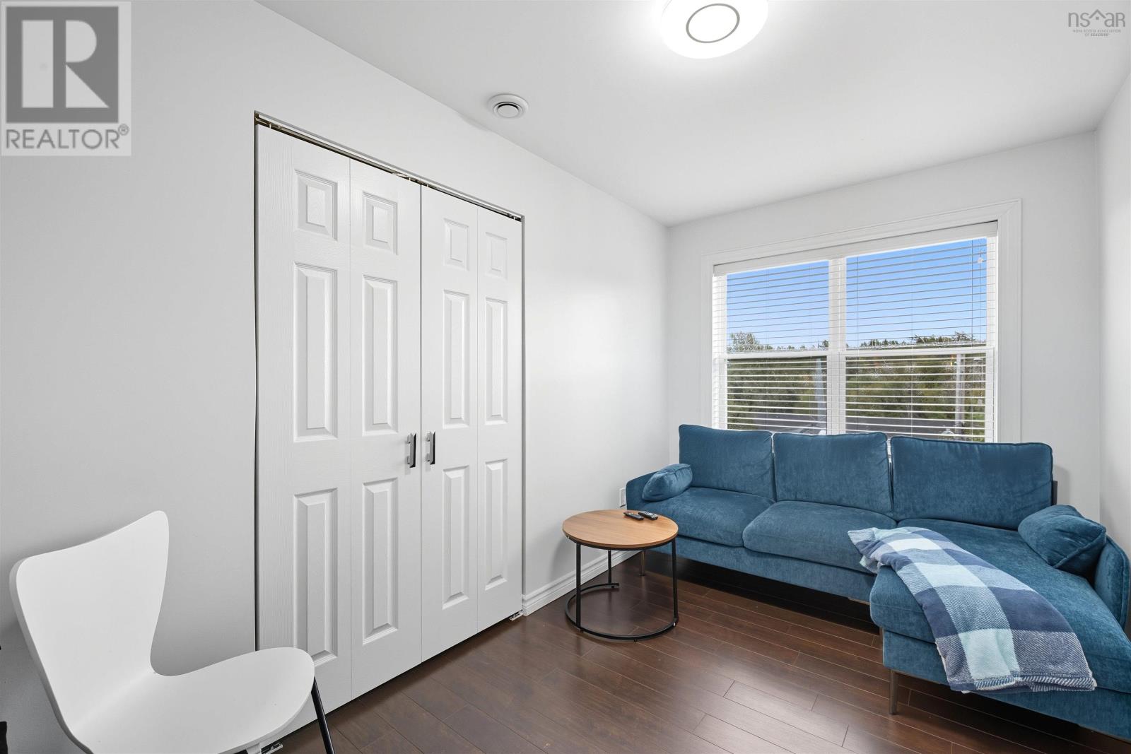 55 DONALDSON AVENUE - 31
