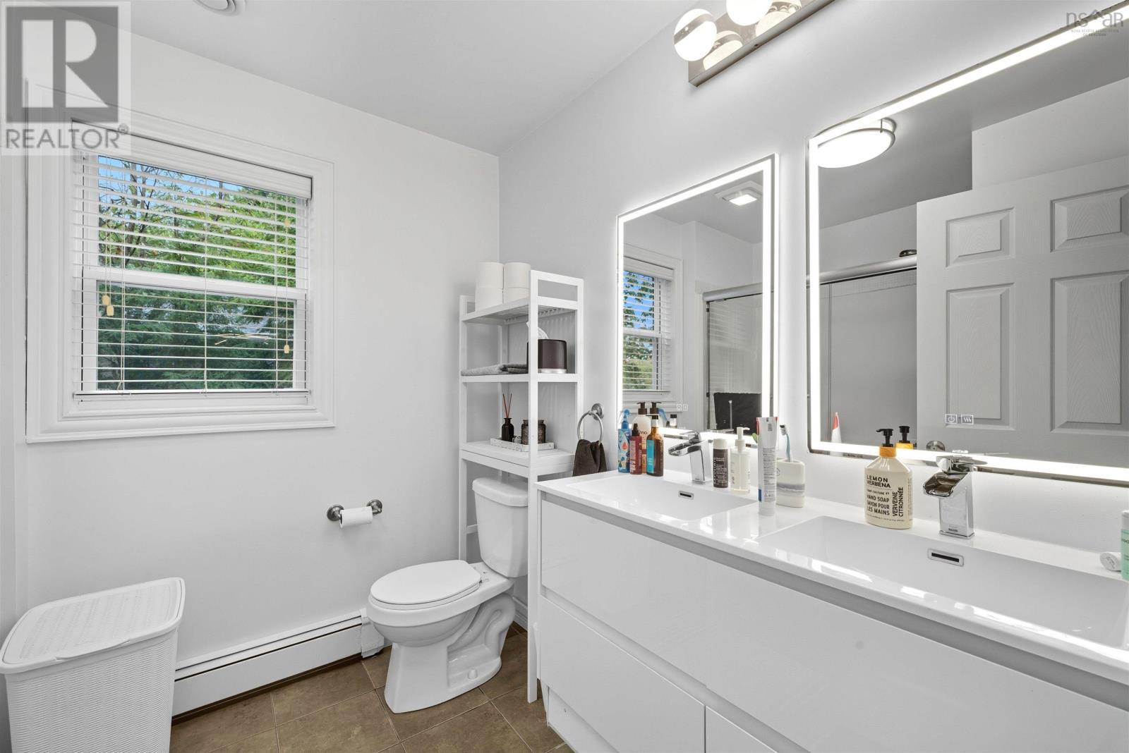 55 DONALDSON AVENUE - 33