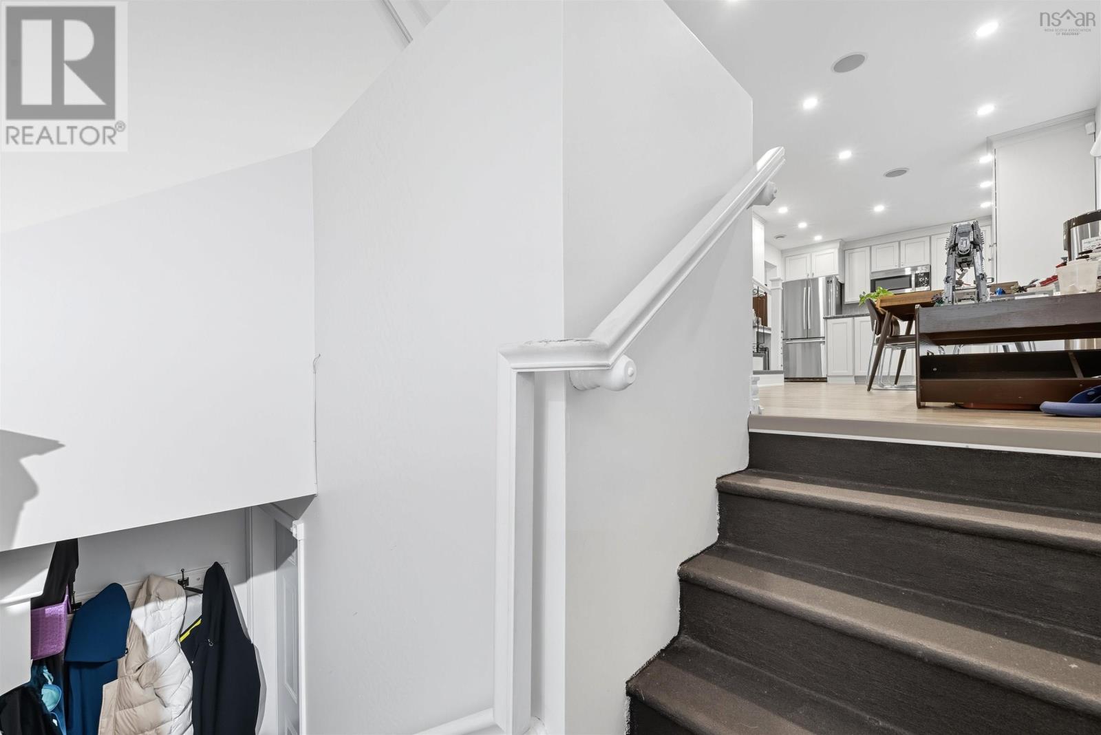55 DONALDSON AVENUE - 37