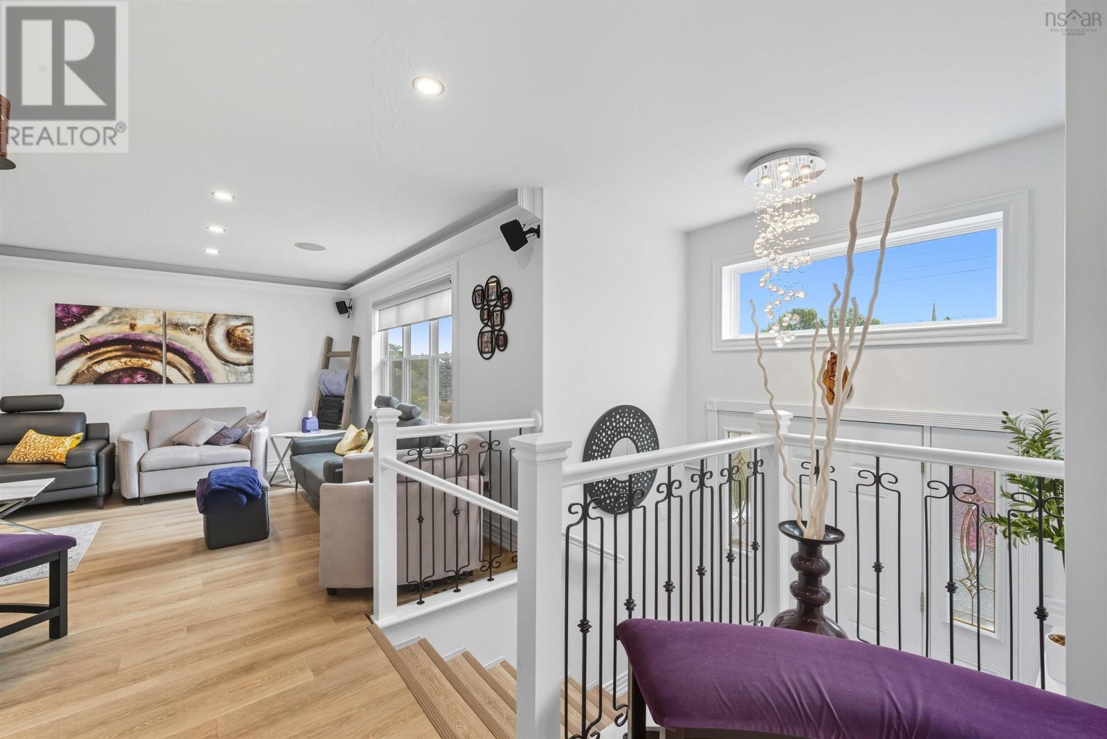 55 DONALDSON AVENUE - 4