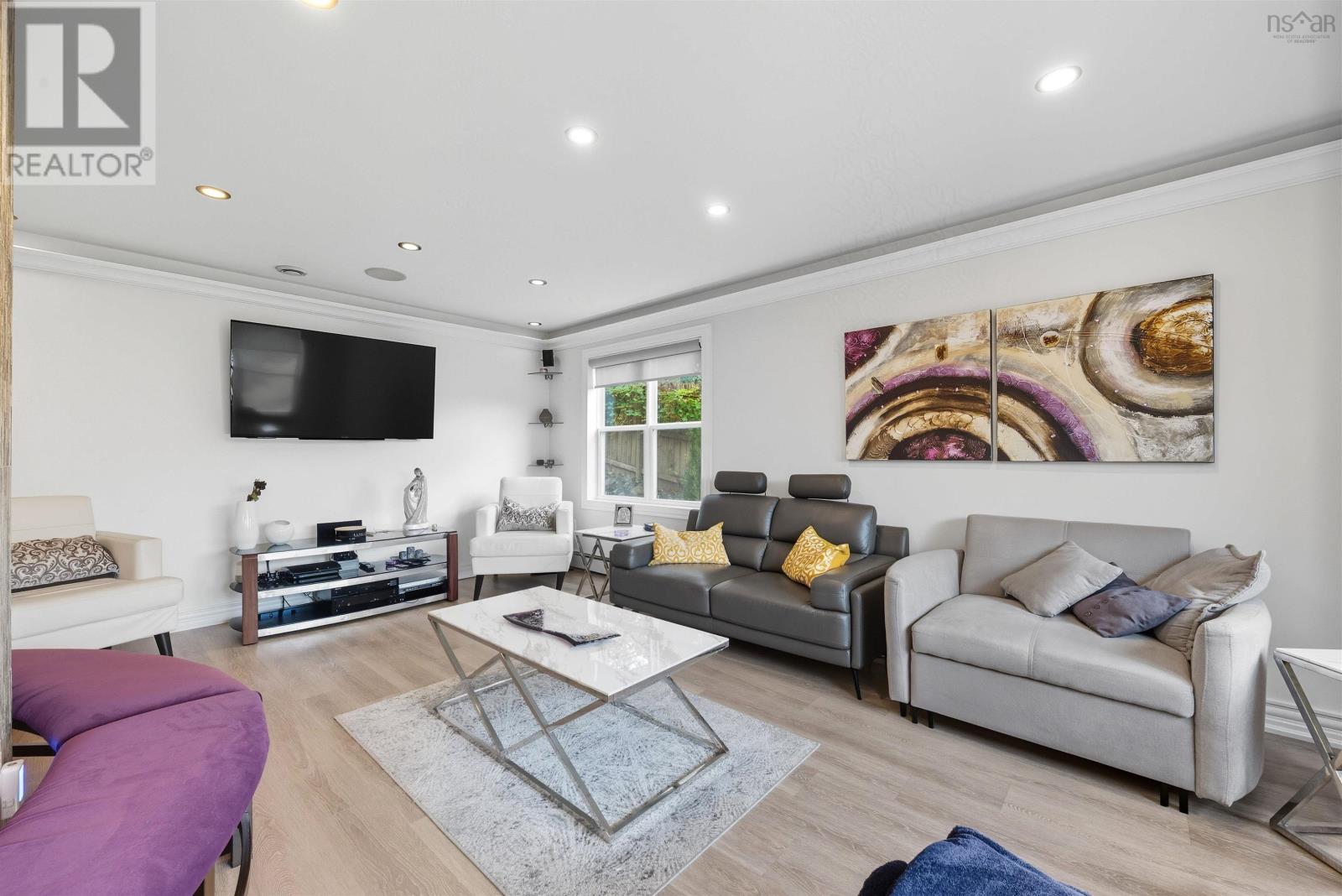 55 DONALDSON AVENUE - 6
