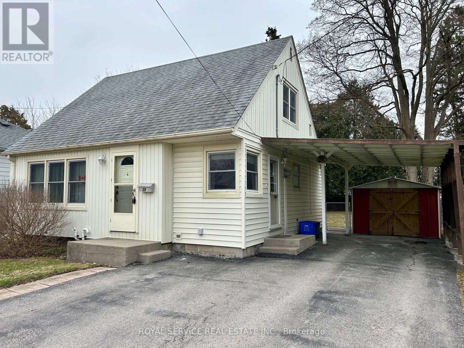 27 CAROLINE STREET,Port Hope,,