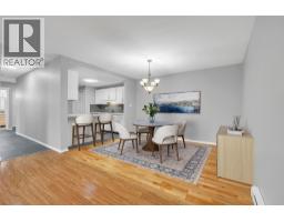 208 272 GREEN Avenue West, Penticton