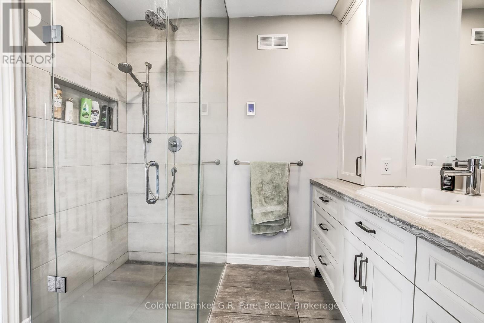Primary Ensuite