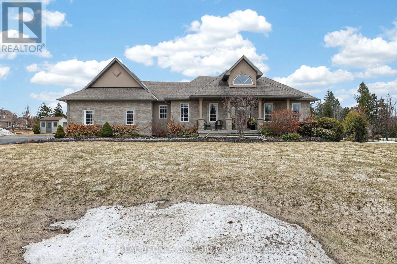 20 BASSWOOD CIRCLE - 2