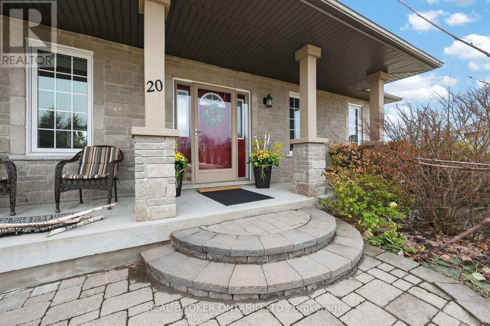 20 BASSWOOD CIRCLE - 5