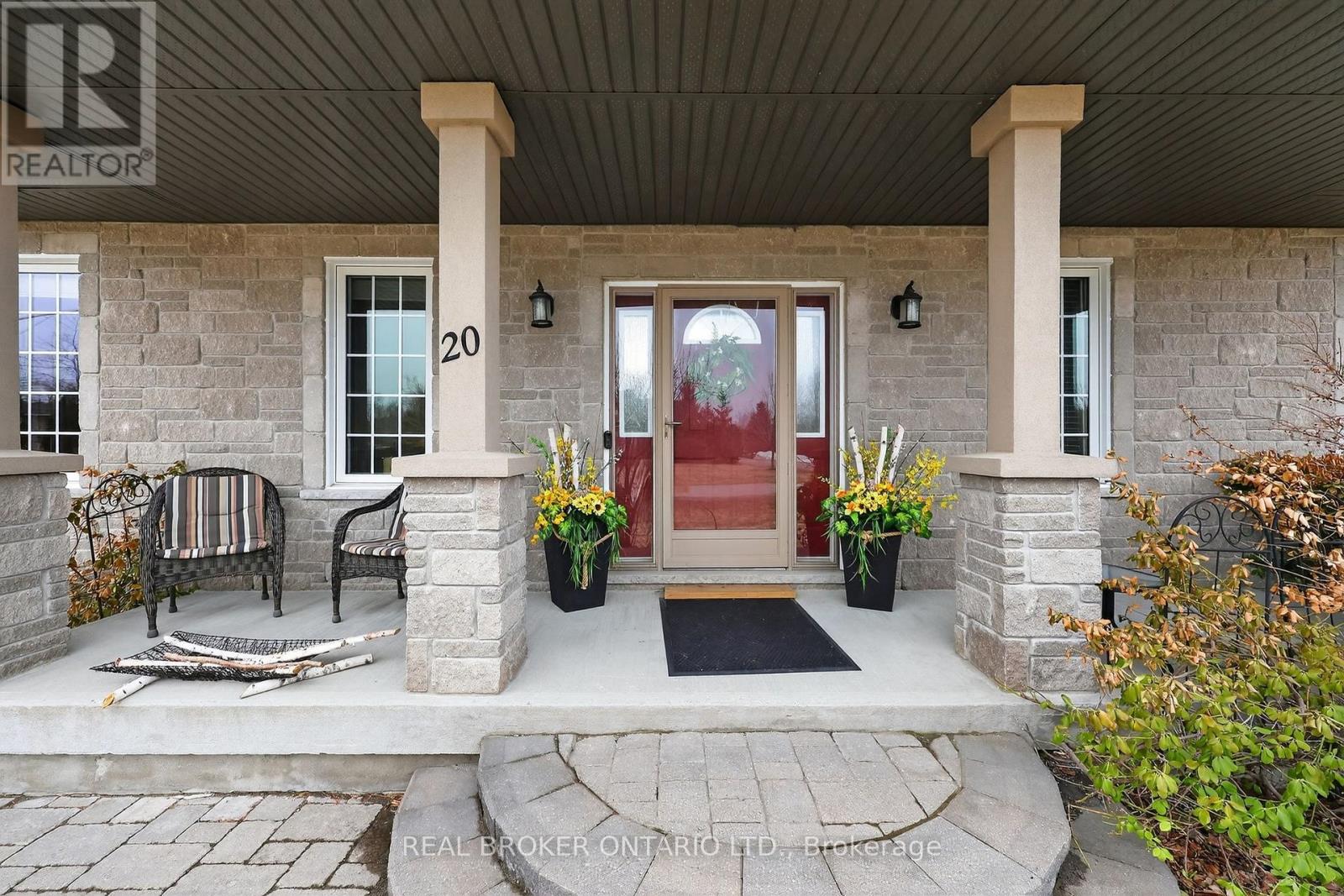 20 BASSWOOD CIRCLE - 6