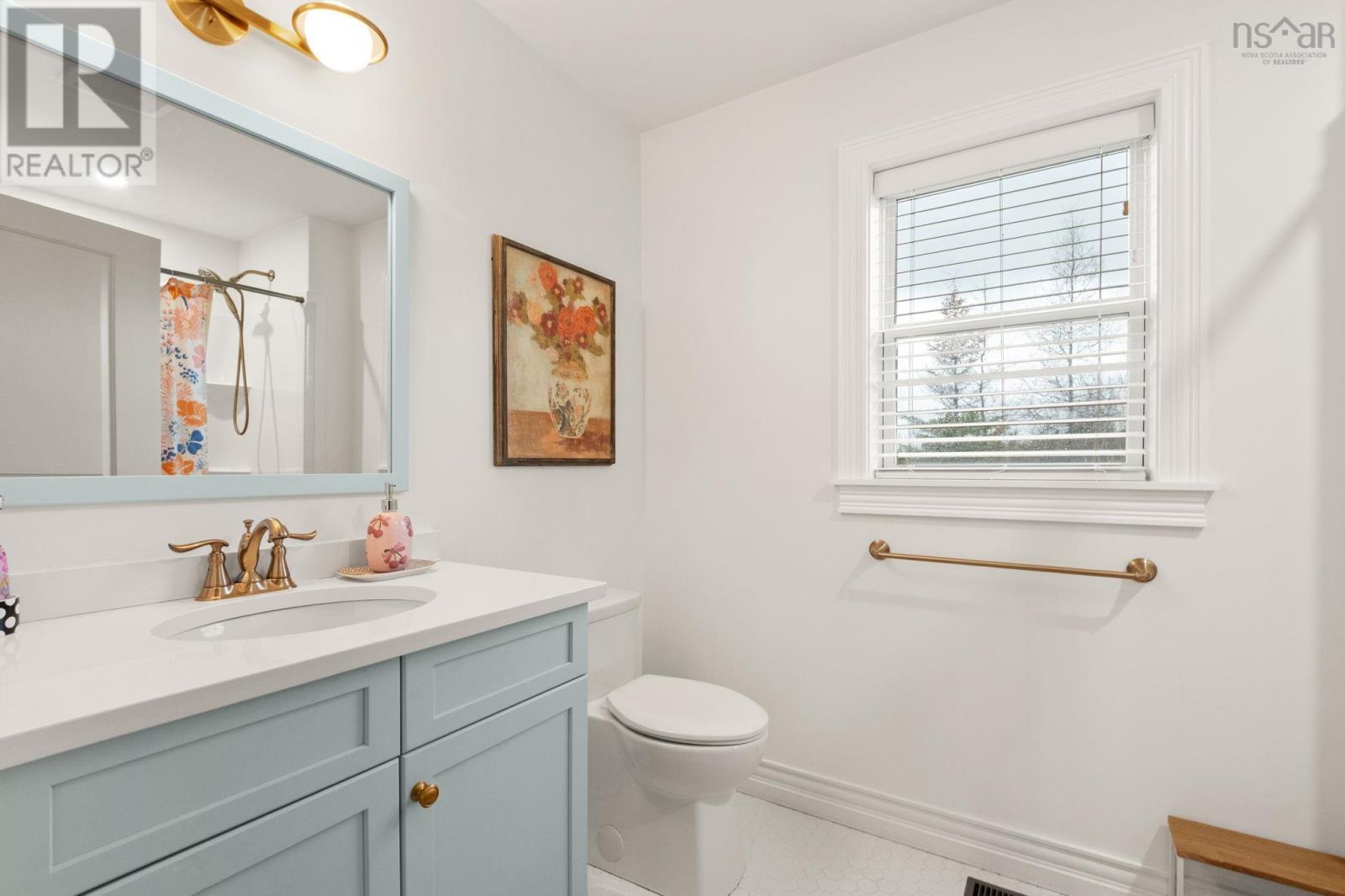 Property 27 of 42 of 15 Acorn Avenue