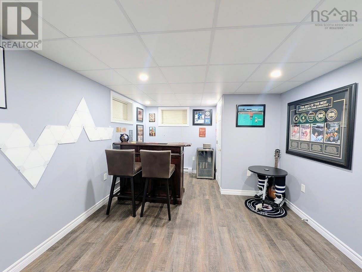 Property 33 of 36 of 62 MACLAUGHLIN Drive