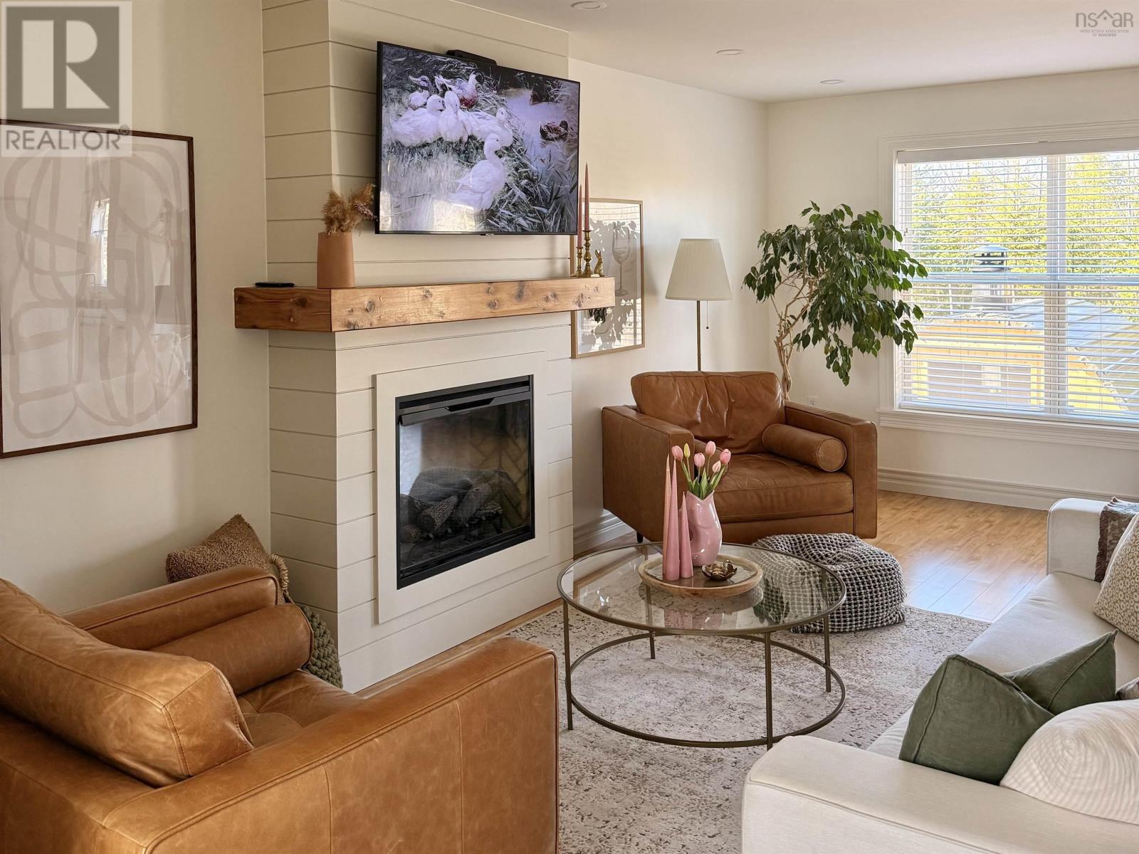 Property 20 of 42 of 15 Acorn Avenue