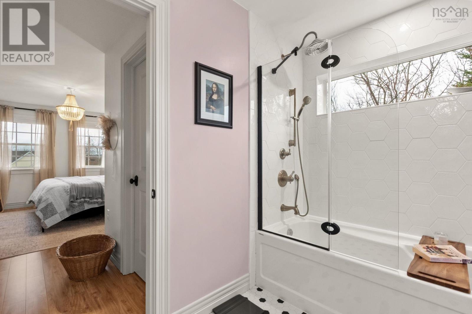 Property 31 of 42 of 15 Acorn Avenue