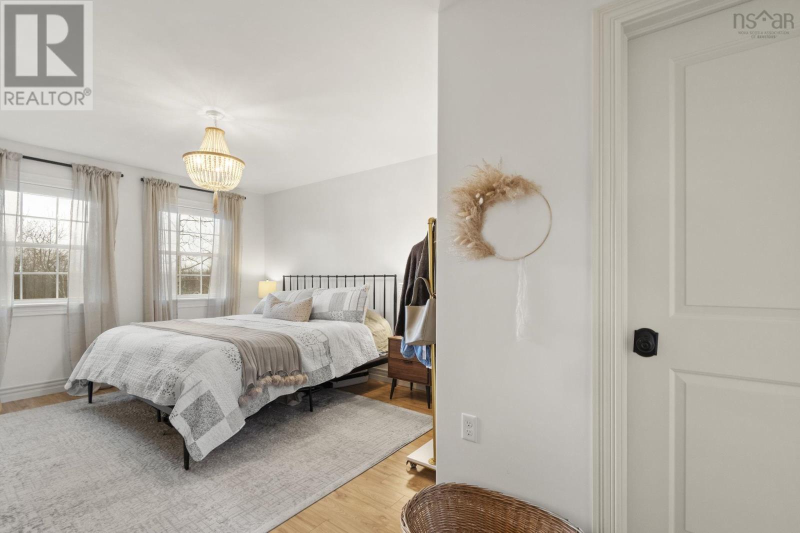 Property 29 of 42 of 15 Acorn Avenue