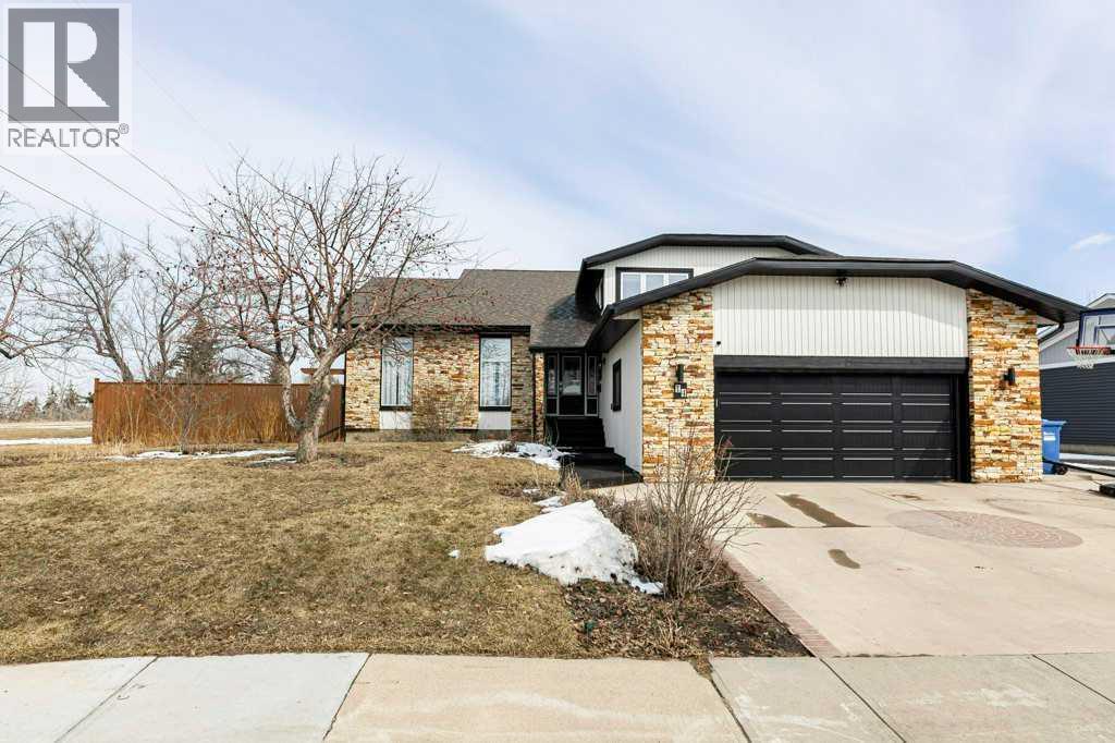 14 Warwick Drive