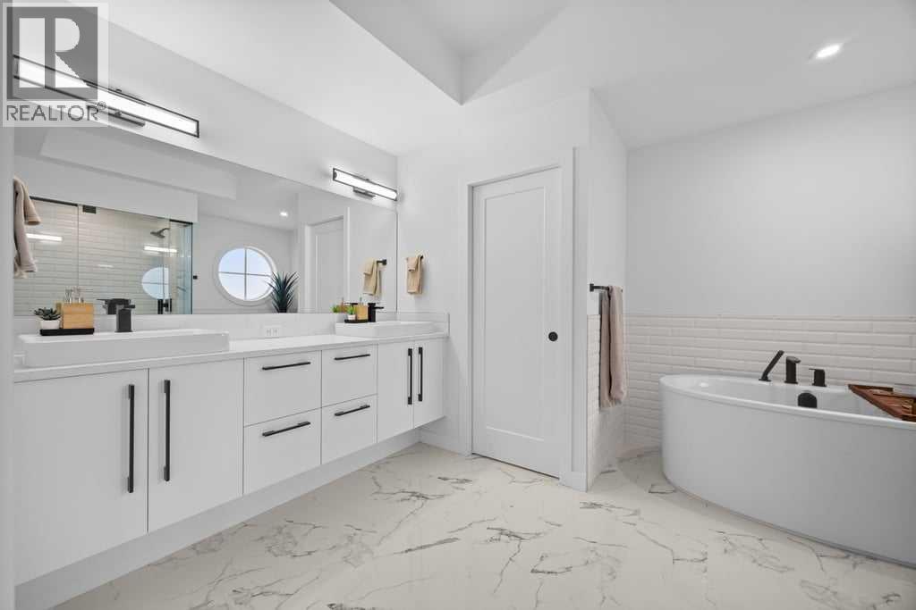 Single Family House for Sale in  Timberline Way SW Springbank Hill Calgary 