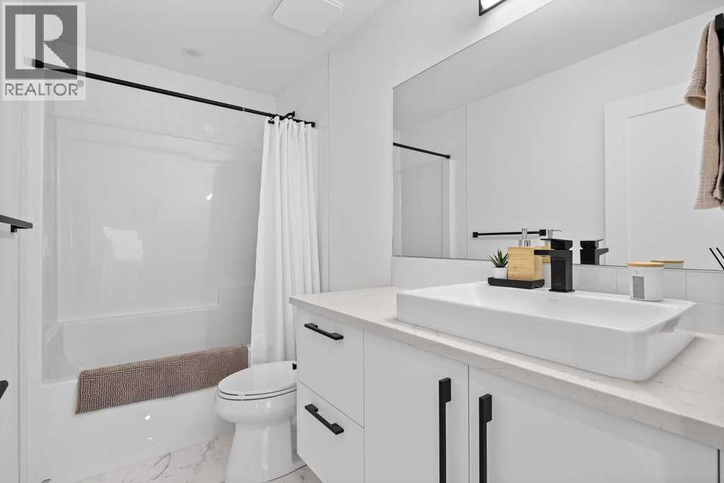 Single Family House for Sale in  Timberline Way SW Springbank Hill Calgary 