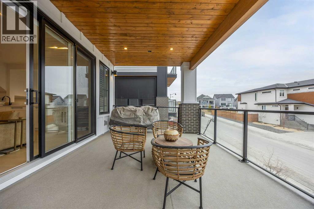 Single Family House for Sale in  Timberline Way SW Springbank Hill Calgary 