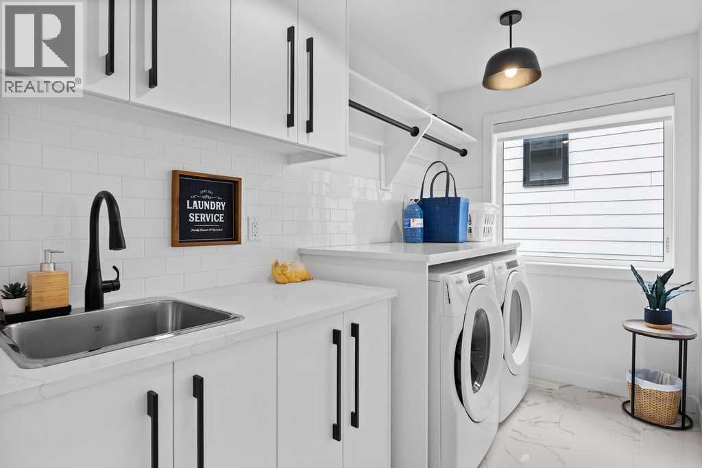 Single Family House for Sale in  Timberline Way SW Springbank Hill Calgary 