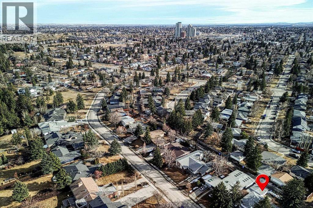 Single Family House 4 Level for Sale in  Wildwood Drive SW Wildwood Calgary 