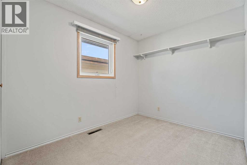 
          8 Van Horne Crescent Northeast
            <br/>
            <span>Calgary</span>
            , 
            <span>AB</span>
             <span>T2E6G9</span>
         - Photo 19