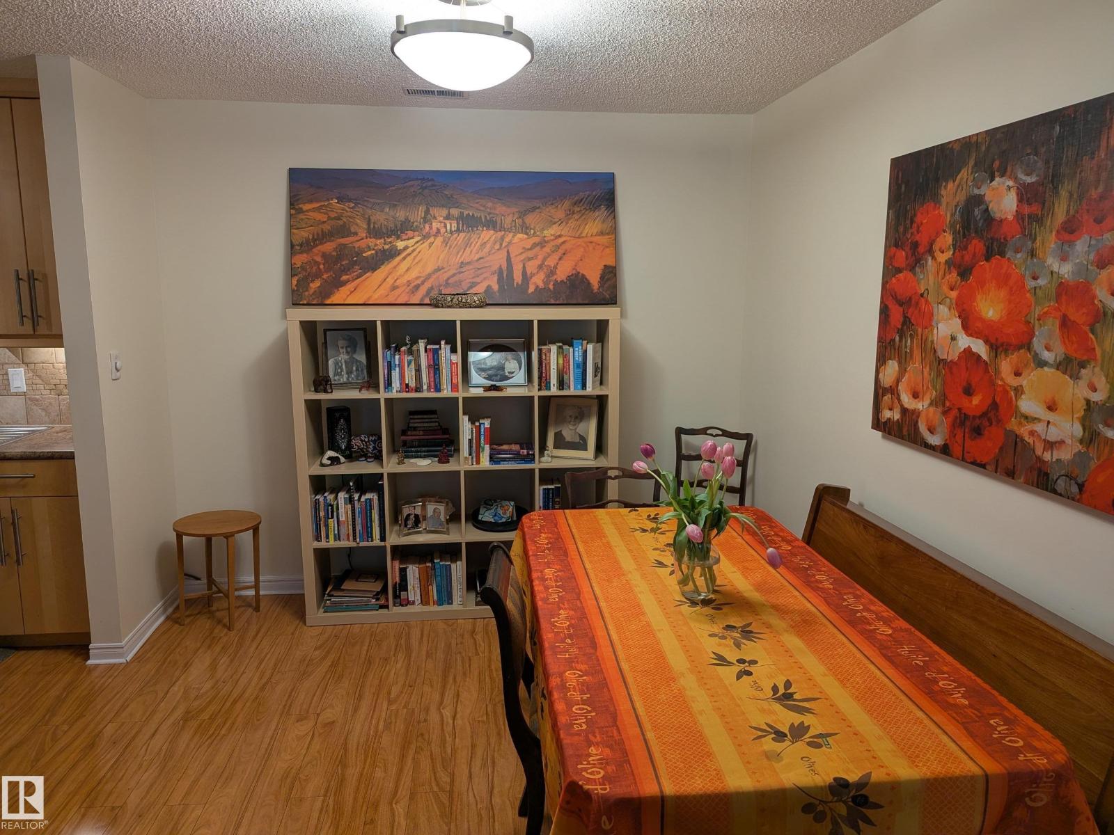 1870 111A ST NW, Edmonton