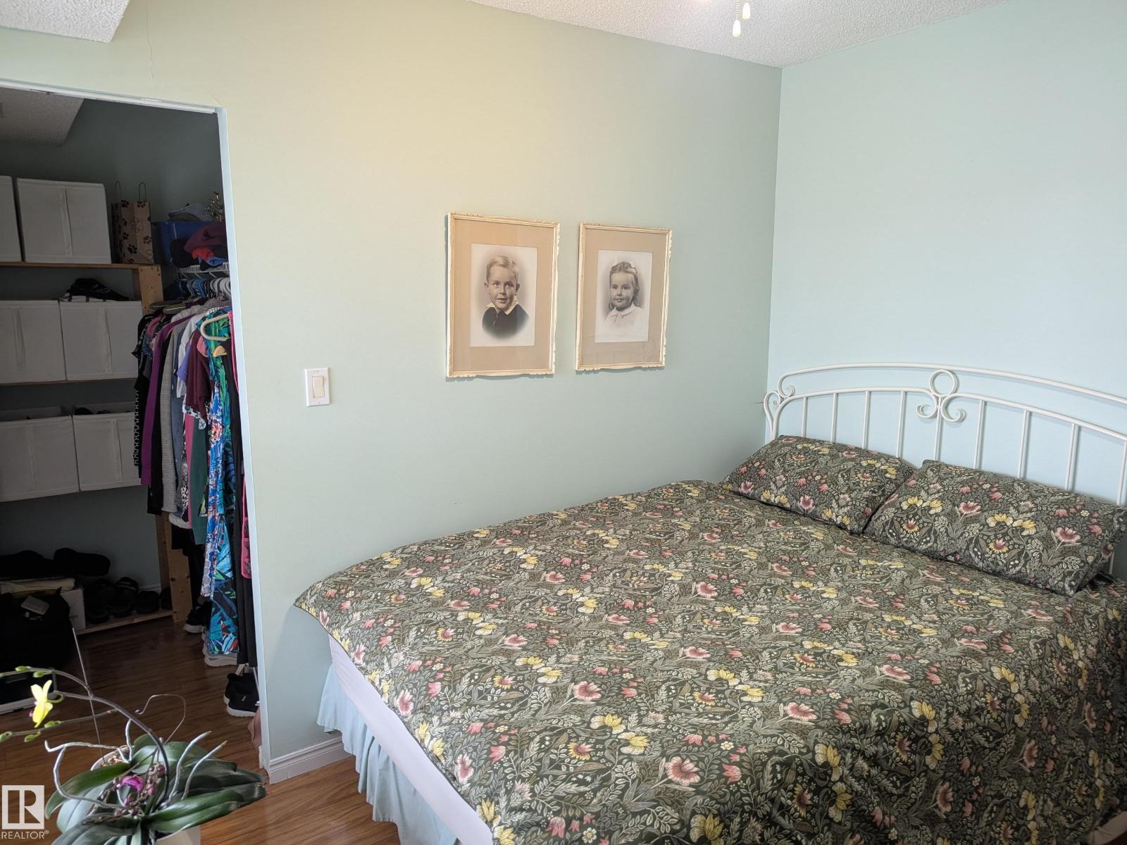 1870 111A ST NW, Edmonton