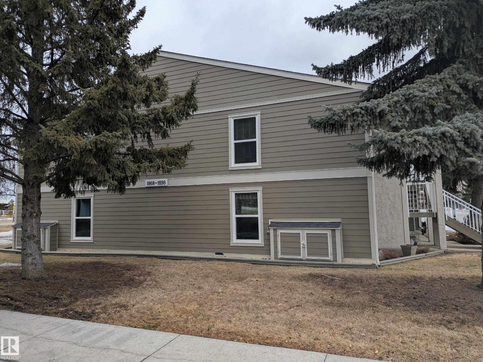 1870 111A ST NW, Edmonton