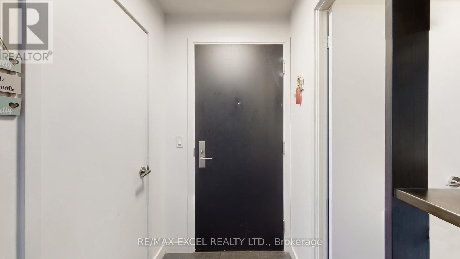 #2701 8 EGLINTON AVENUE E - 5