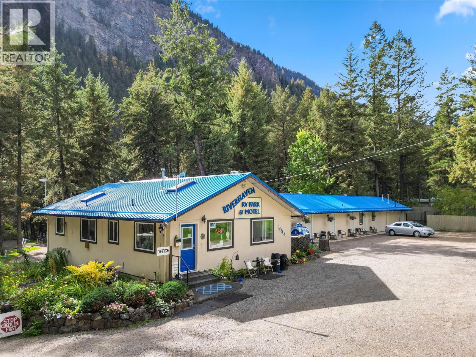 6165 HIGHWAY 3 - 21