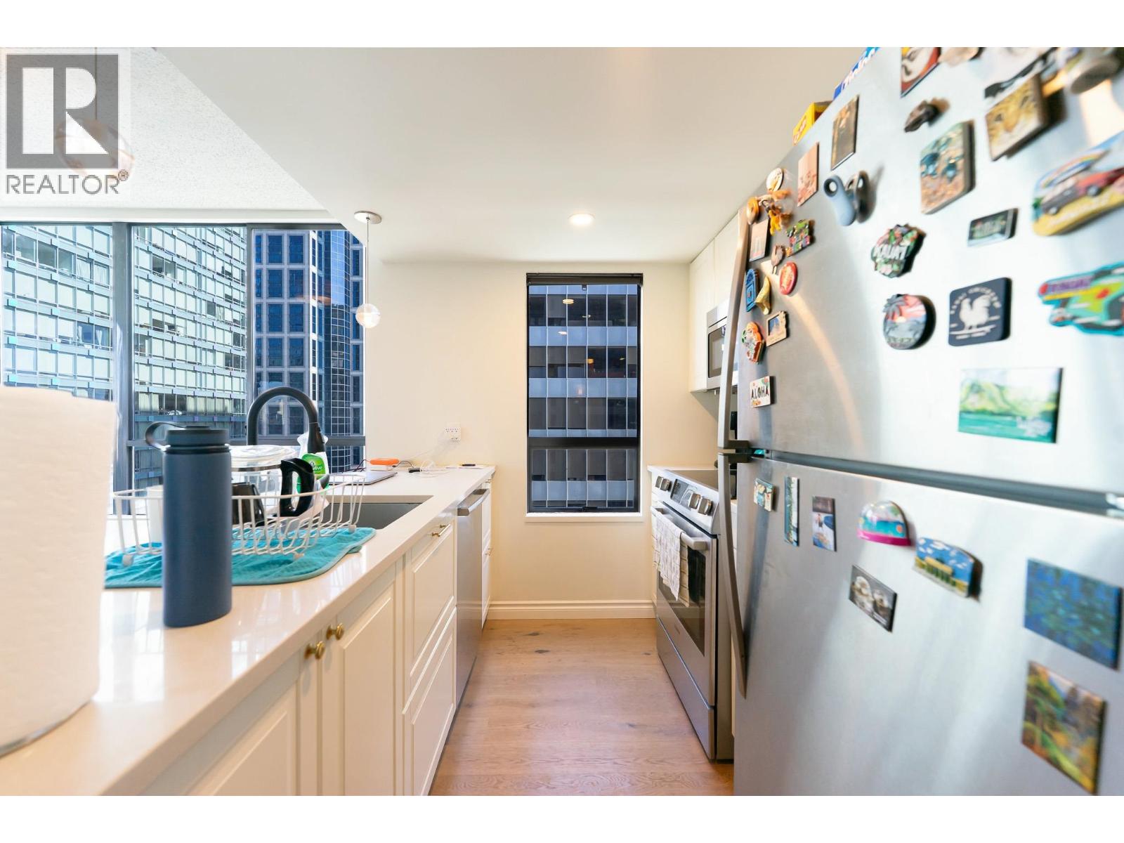 1406 1060 ALBERNI STREET, Vancouver