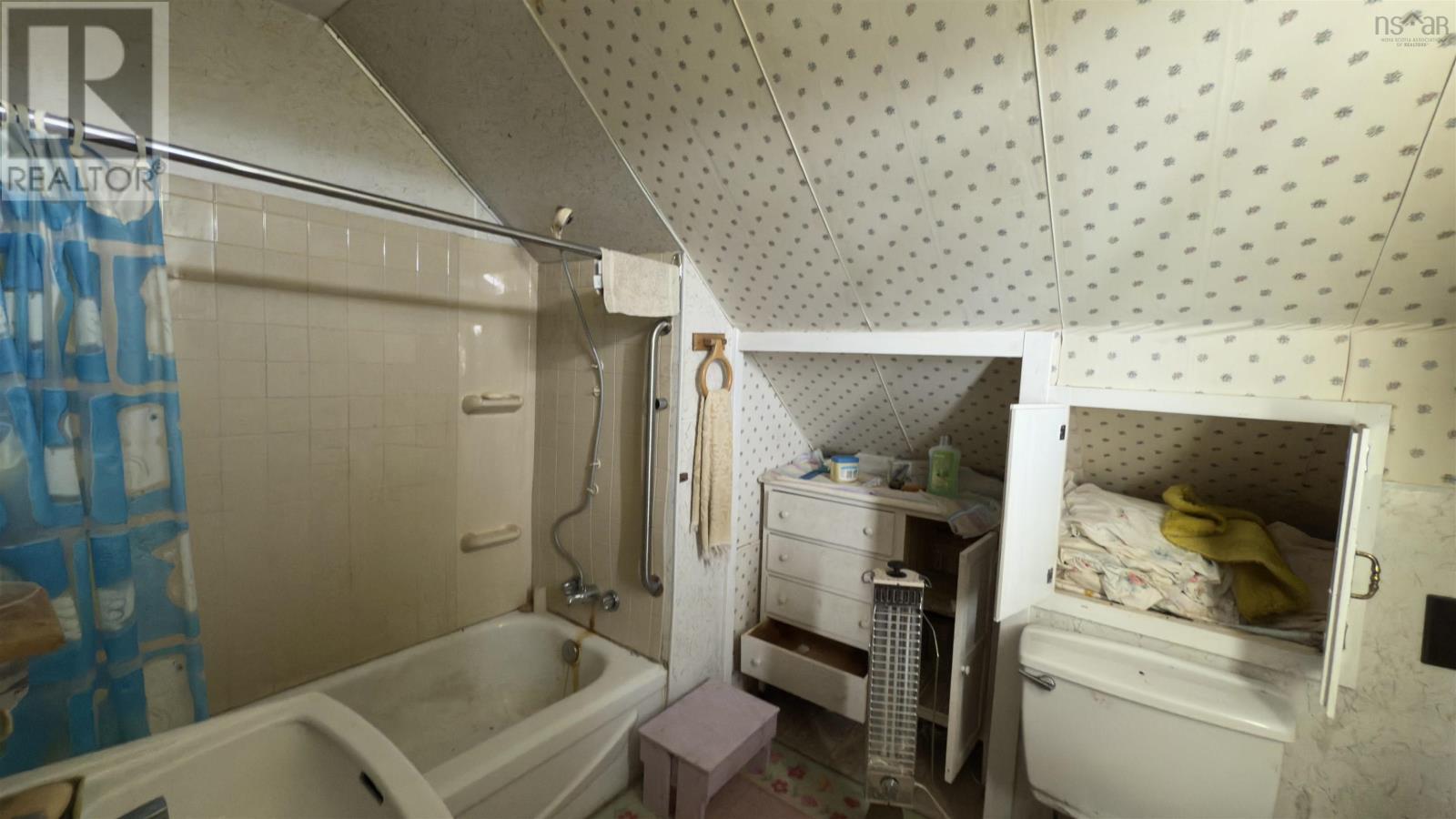 Property 5 of 11 of 2259 Highway 334