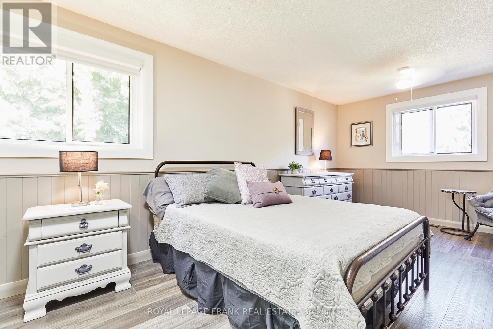 26 WAKEFORD ROAD - 26