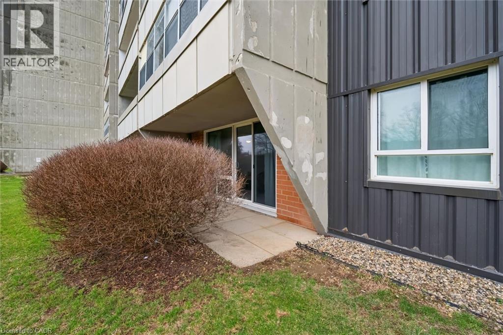 #310 225 HARVARD Place - 34