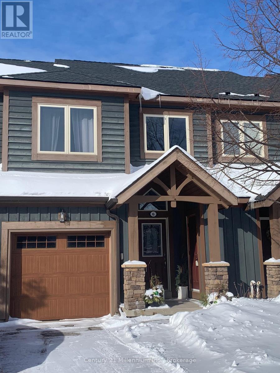 #15 6 WILDROSE TRAIL - 44