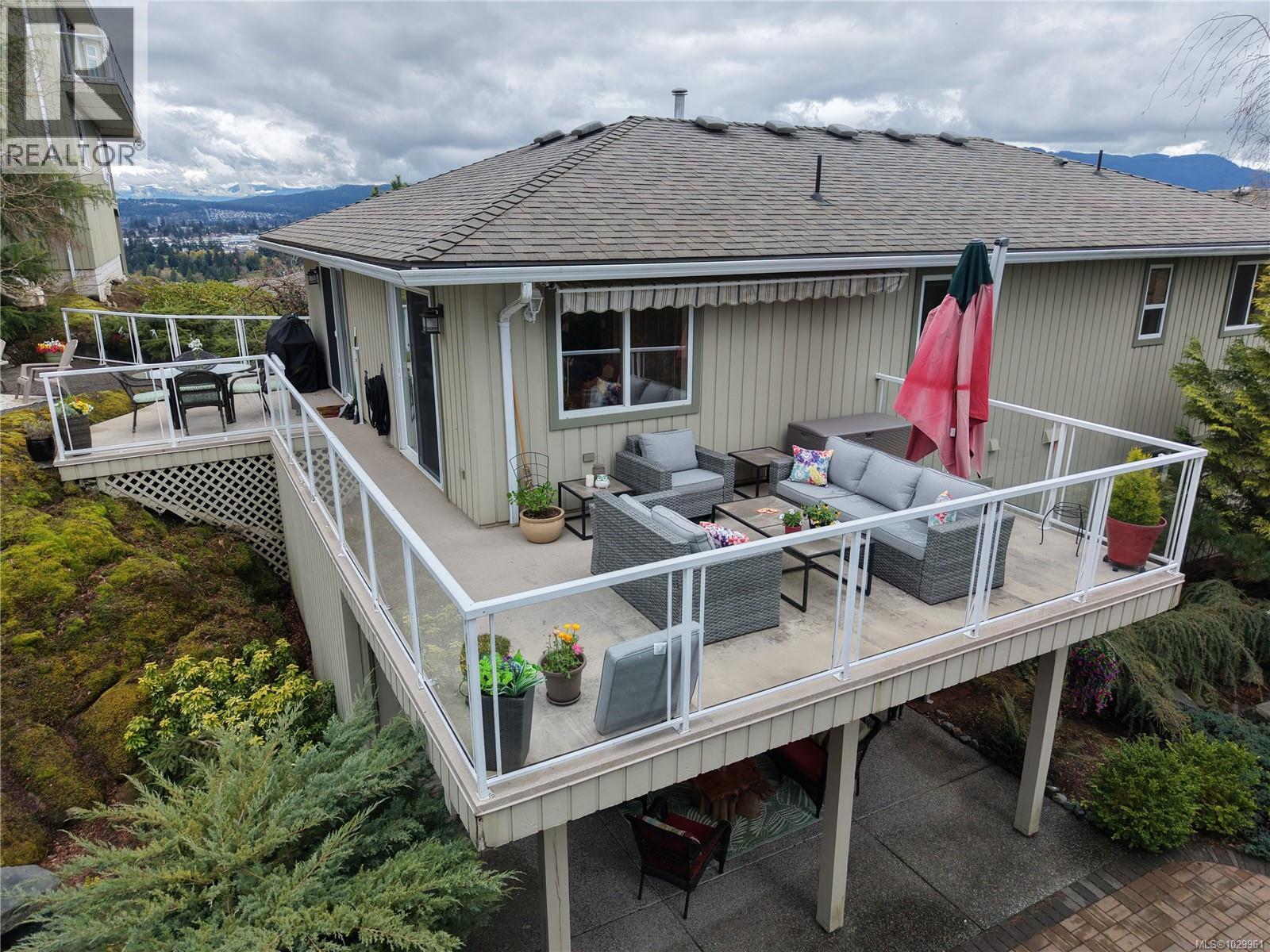 3255 Folkestone Dr, Nanaimo