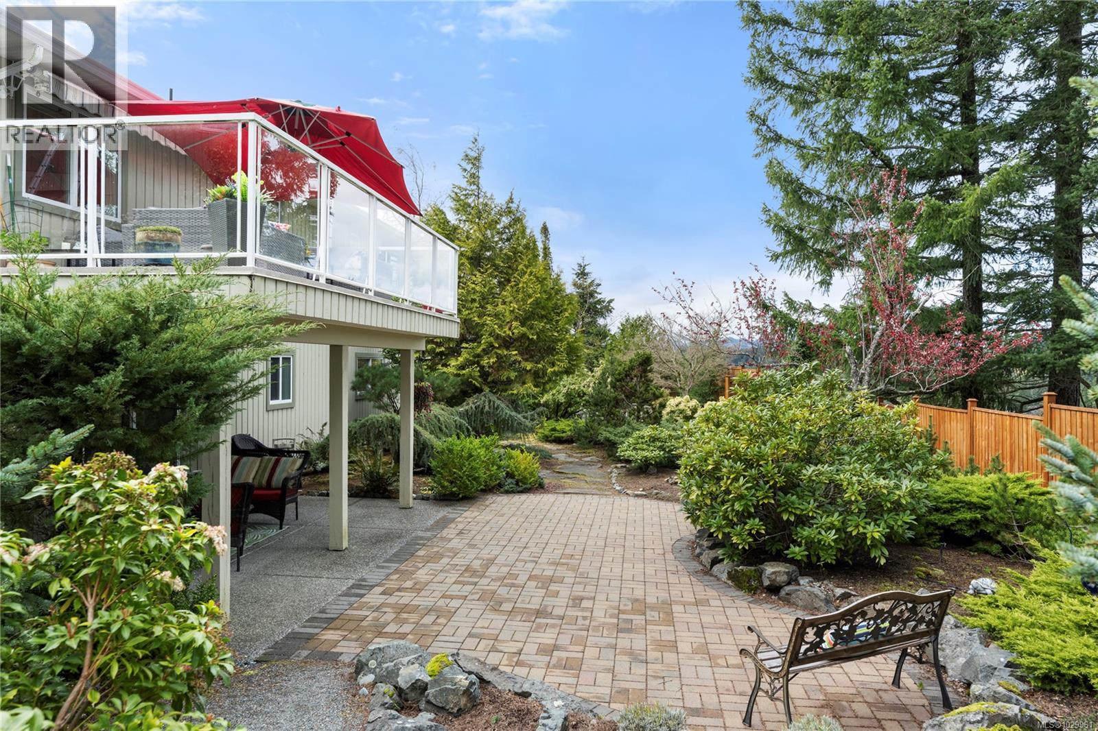 3255 Folkestone Dr, Nanaimo