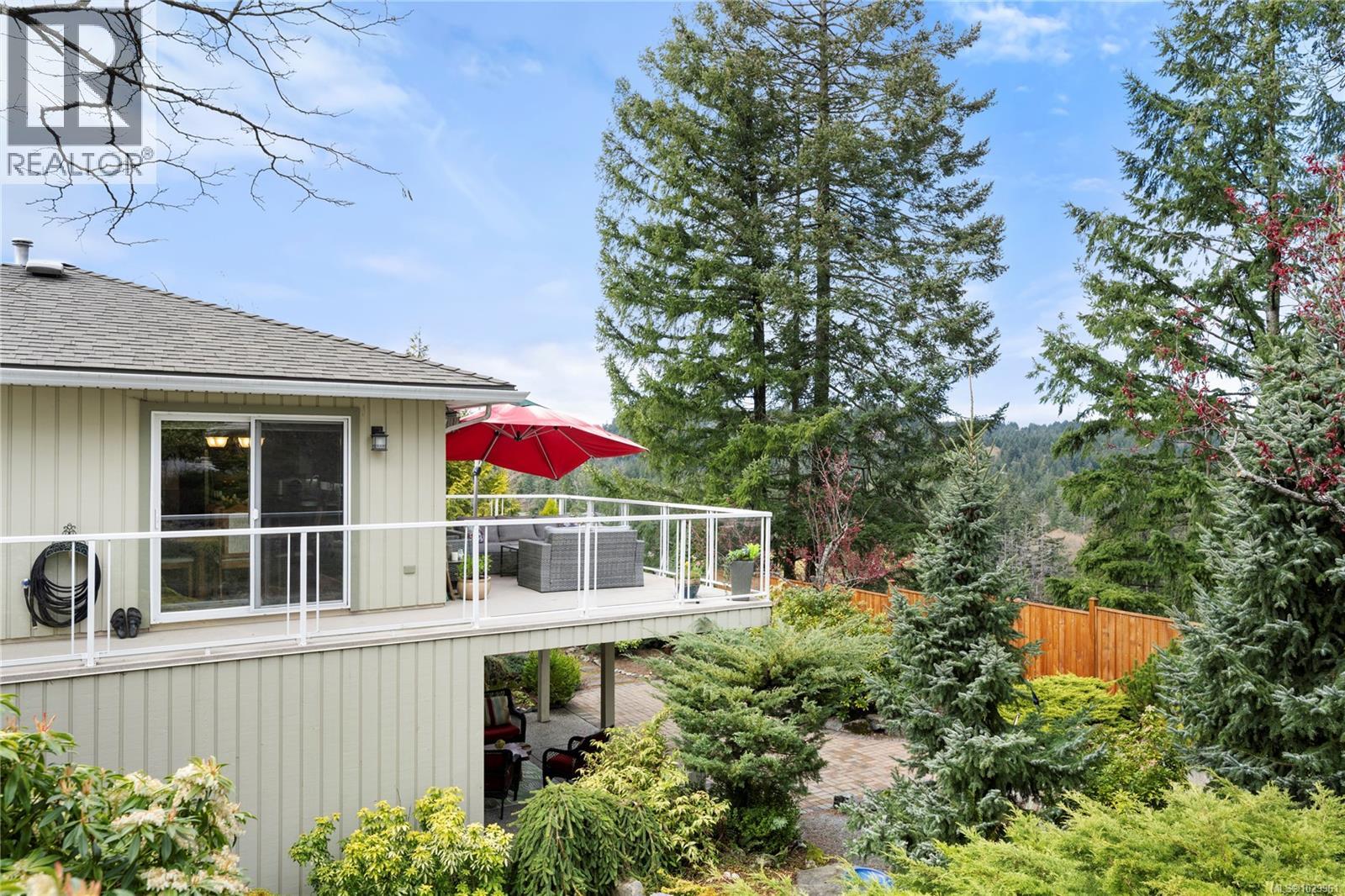 3255 Folkestone Dr, Nanaimo