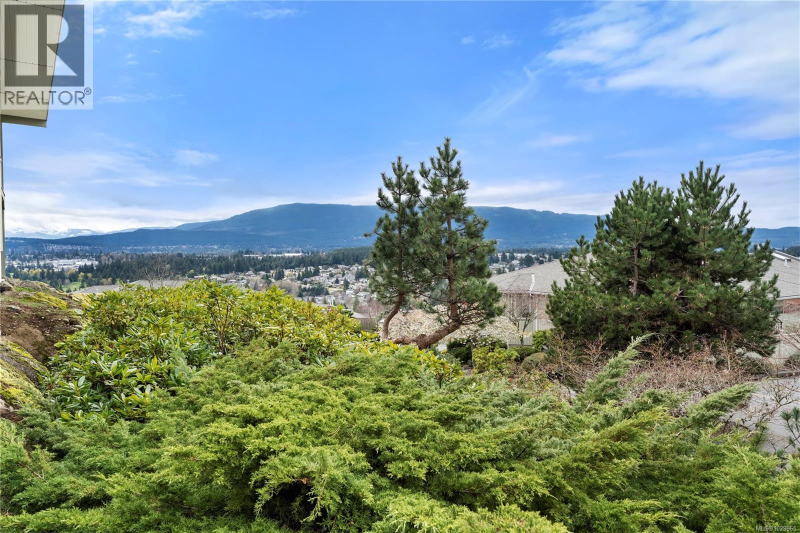 3255 Folkestone Dr, Nanaimo