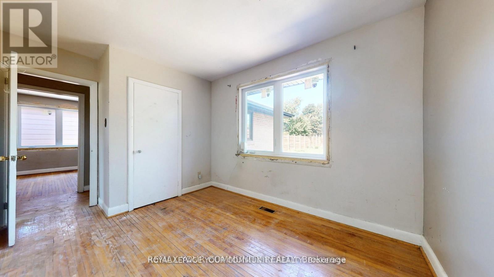 480 ELLERSLIE AVENUE - 15