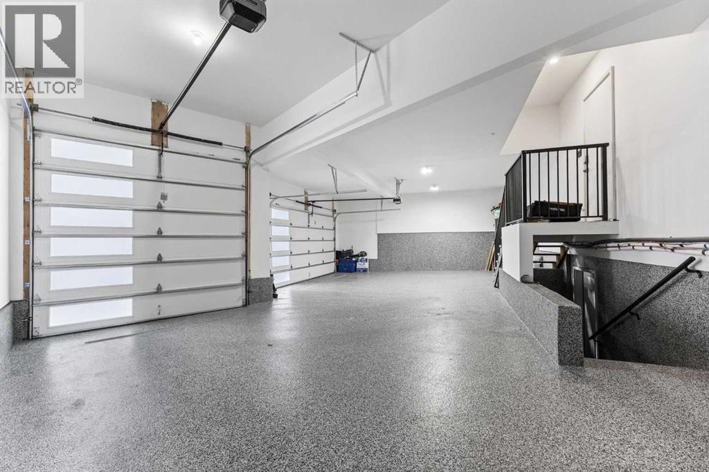 Single Family House for Sale in  Elveden Place SW Springbank Hill Calgary 