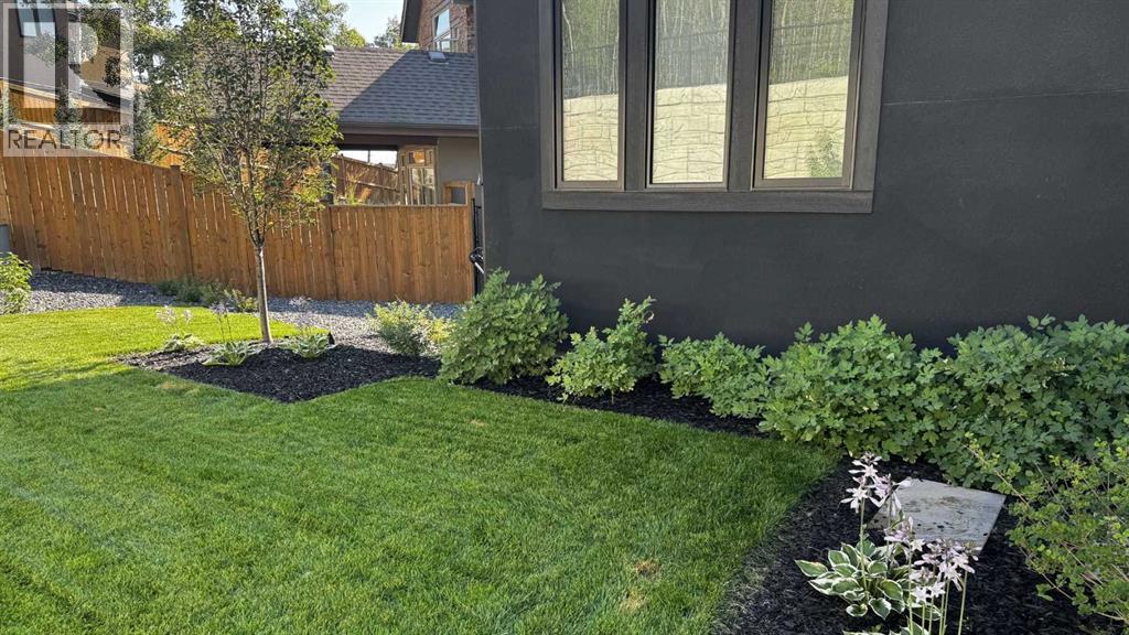 Single Family House for Sale in  Elveden Place SW Springbank Hill Calgary 