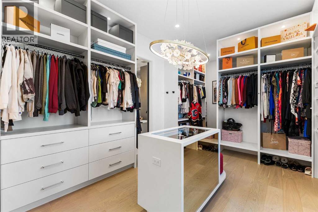 Single Family House for Sale in  Elveden Place SW Springbank Hill Calgary 