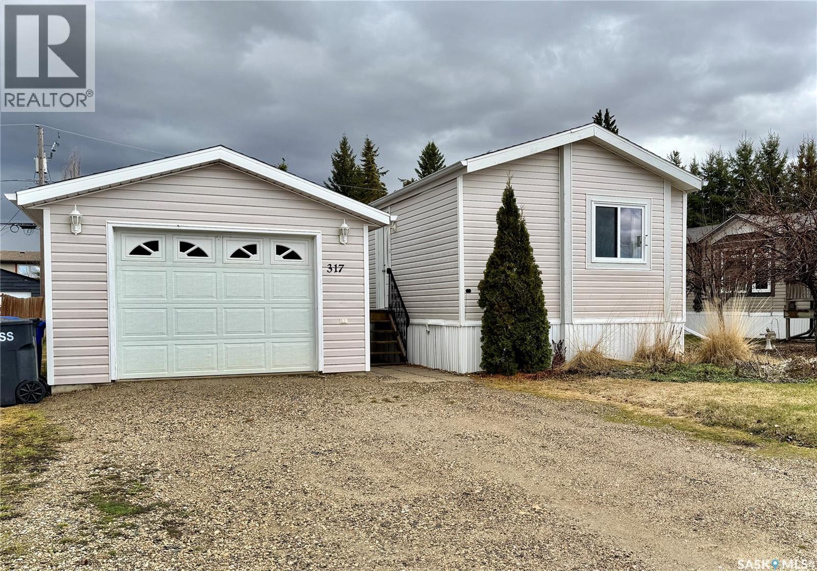 317 Riedel AVENUE E - 31