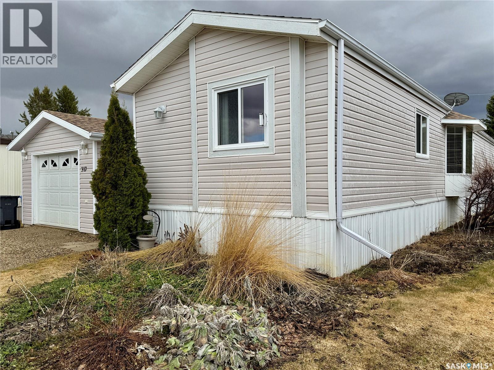 317 Riedel AVENUE E - 37