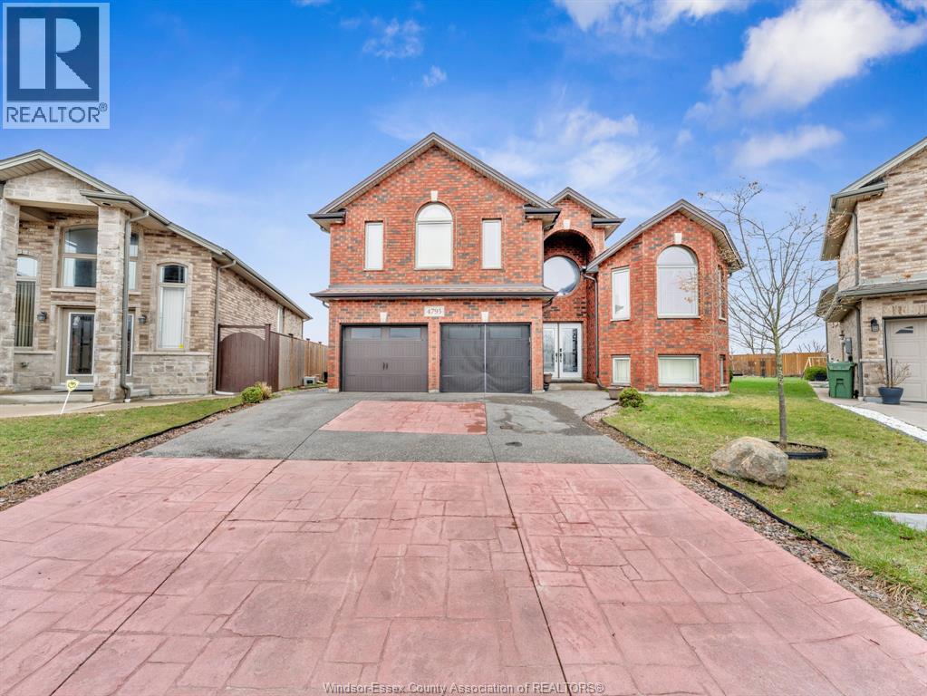4795 PERIWINKLE CRESCENT - 2
