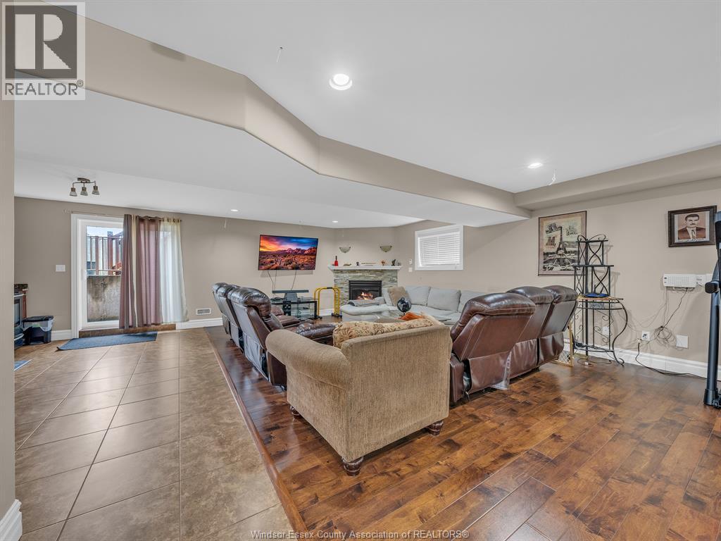 4795 PERIWINKLE CRESCENT - 30