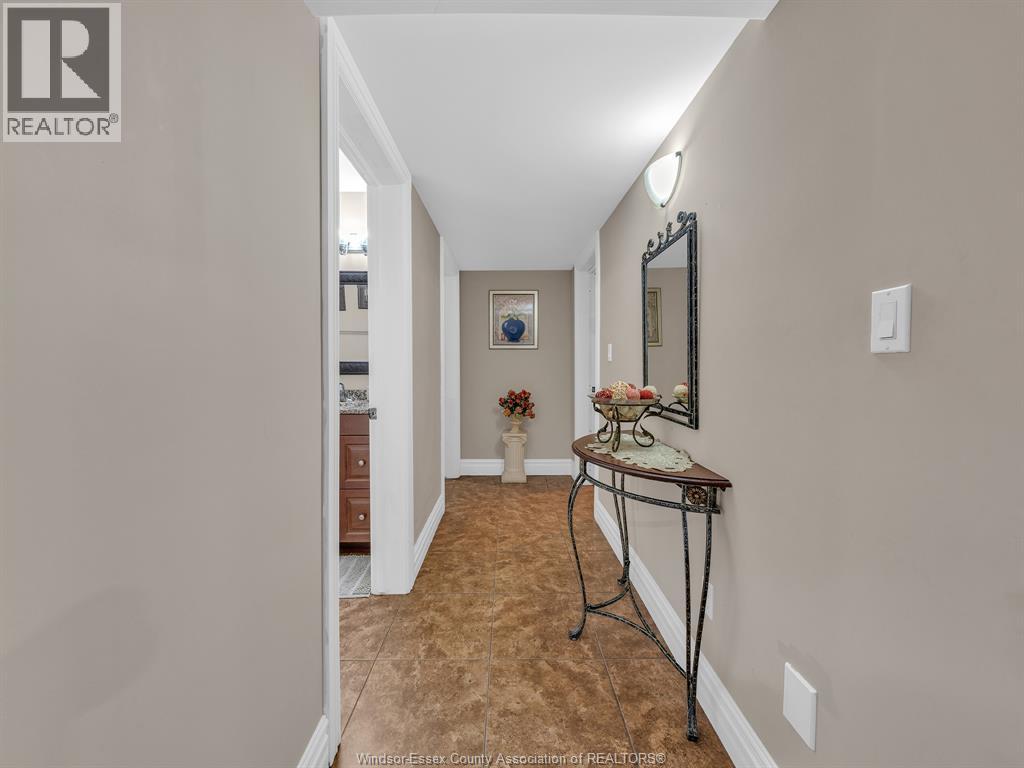 4795 PERIWINKLE CRESCENT - 36